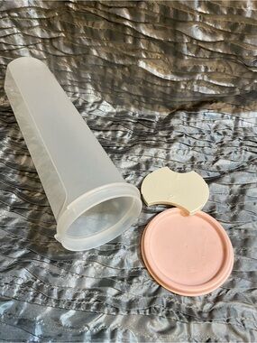Vintage Pasta Tupperware Modular Mate with Pink Lid and Cream Insert